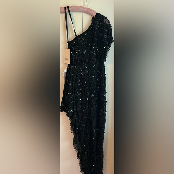 Mac Duggal 93687 One Shoulder Embellished Black Gown Sz 2 NWT - Picture 8 of 12